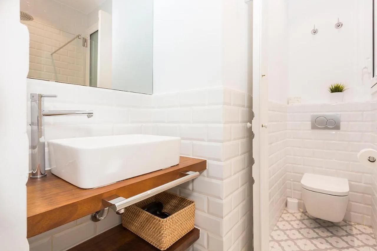 Cozy Apartment Close To Passeig De Gracia Barcelona